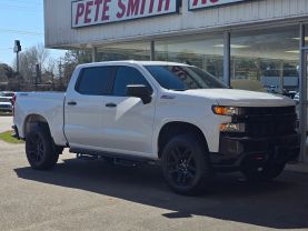 2021 Chevrolet Silverado 1500 Crew Cabcustom Trail Boss Pickup 4d 5 3/4 Ft - Image 6
