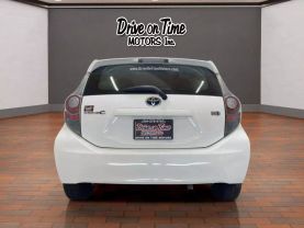2012 TOYOTA PRIUS C HATCHBACK 4-CYL, HYBRID, 1.5 LITER FOUR HATCHBACK 4D