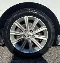 2014 Toyota Camry - Image 16