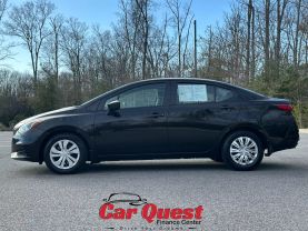 2022 Nissan Versa - Image 4
