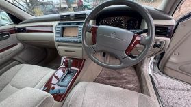 2000 TOYOTA CROWN SEDAN 2JZ-GE ROYAL SALOON FOUR
