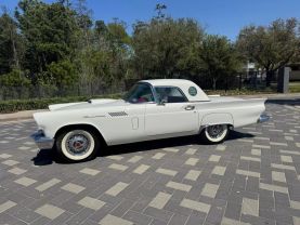 1957 FORD THUNDERBIRD - - 2D