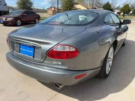 2005 JAGUAR XK COUPE V8, 4.2 LITER XK8 COUPE 2D