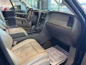 2017 LINCOLN NAVIGATOR SUV V6, TWIN TURBO, 3.5 LITER SELECT SPORT UTILITY 4D