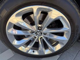 2017 BENTLEY BENTAYGA SUV W12, TWIN TURBO, 6.0 LITER W12 SPORT UTILITY 4D