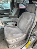 2005 TOYOTA SIENNA VAN V6, 3.3 LITER LE MINIVAN 4D