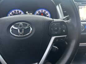 2017 TOYOTA HIGHLANDER SUV V6, 3.5 LITER XLE SPORT UTILITY 4D