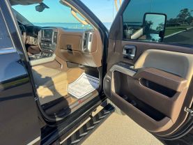 2015 CHEVROLET SILVERADO 2500 HD CREW CAB PICKUP V8, TURBO DIESEL, 6.6 LITER LTZ PICKUP 4D 6 1/2 FT