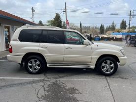 2004 LEXUS LX