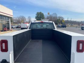 2020 FORD F250 SUPER DUTY CREW CAB 8FT KNAPHEIDE SERVICE BED TRUCK SERVICE/UTILITY TRUCKS V8, 6.2 LITER XL PICKUP 4D - Eddies Auto Sales