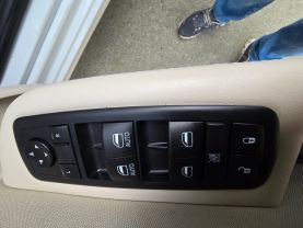 2016 Chrysler 200limited Sedan 4d - Image 15