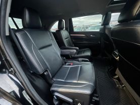 2017 TOYOTA HIGHLANDER SUV V6, 3.5 LITER XLE SPORT UTILITY 4D