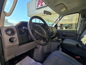 2016 Ford E350 Super Duty Cutawaycutaway Van 2d - Image 10