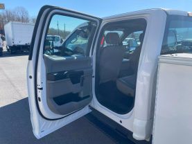 2019 FORD F350 SUPER DUTY CREW CAB 8FT KNAPHEIDE SERVICE BED TRUCK SERVICE/UTILITY TRUCKS V8, 6.2 LITER XL PICKUP 4D - Eddies Auto Sales