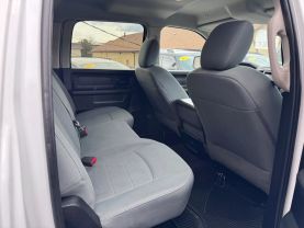 2017 RAM 1500 CREW CAB
