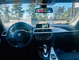 2017 BMW 3 SERIES SEDAN 4-CYL, TURBO, 2.0 LITER 320I XDRIVE SEDAN 4D