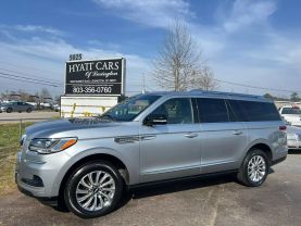 2022 Lincoln Navigator L Standard Sport Utility 4d - Image 2