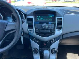 2011 CHEVROLET CRUZE