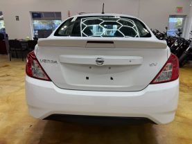 2017 NISSAN VERSA