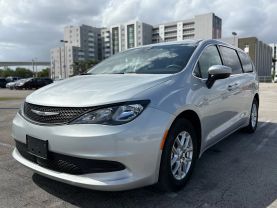 2023 CHRYSLER VOYAGER