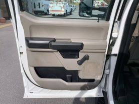 2019 FORD F350 SUPER DUTY CREW CAB 8FT KNAPHEIDE SERVICE BED TRUCK SERVICE/UTILITY TRUCKS V8, FLEX FUEL, 6.2 LITER XL PICKUP 4D 8 FT - Eddies Auto Sales