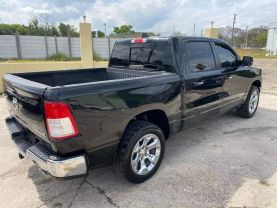 2019 RAM 1500 CREW CAB PICKUP V8, HEMI, 5.7 LITER BIG HORN PICKUP 4D 5 1/2 FT