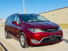 2017 CHRYSLER PACIFICA VAN V6, 3.6 LITER TOURING-L PLUS MINIVAN 4D