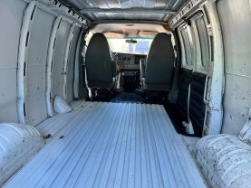 2014 CHEVROLET EXPRESS 2500 CARGO CARGO V8, VORTEC, 4.8 LITER VAN 3D