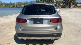 2020 MERCEDES-BENZ GLC SUV 4-CYL, TURBO, 2.0 LITER GLC 300 SPORT UTILITY 4D
