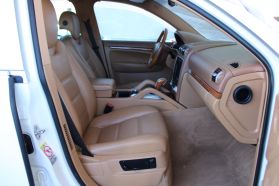 2008 Porsche Cayenne - Image 9