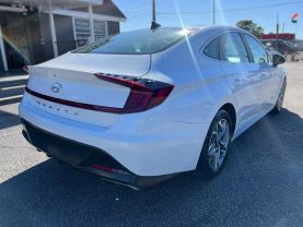 2023 HYUNDAI SONATA SEDAN 4-CYL, GDI, 2.5 LITER SEL SEDAN 4D