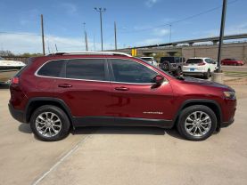 2019 JEEP CHEROKEE SUV 4-CYL, ZERO EVAP, 2.4 LITER LATITUDE PLUS SPORT UTILITY 4D