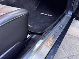 1995 MERCEDES-BENZ E500 - - SEDAN