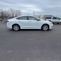 2016 CHRYSLER 200 SEDAN 4-CYL, MULTIAIR, FF, 2.4L LIMITED SEDAN 4D
