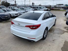 2017 HYUNDAI SONATA SEDAN 4-CYL, PZEV, 2.4 LITER SE SEDAN 4D at Motors On Wheels - used car dealership in Houston, Texas.