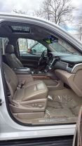 2017 Chevrolet Suburban Premier Sport Utility 4d - Image 28