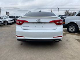2017 HYUNDAI SONATA SEDAN 4-CYL, PZEV, 2.4 LITER SE SEDAN 4D at Motors On Wheels - used car dealership in Houston, Texas.