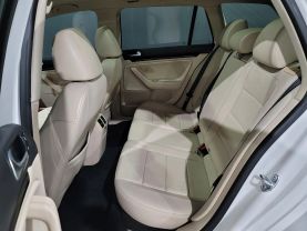 2013 Volkswagen Jetta Sportwagen - - Image 19