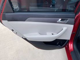 2016 HYUNDAI SONATA SEDAN 4-CYL, PZEV, 2.4 LITER SE SEDAN 4D at Motors On Wheels - used car dealership in Houston, Texas.