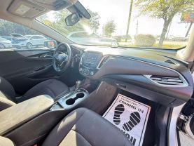 2017 Chevrolet Malibu Ls Sedan 4d - Image 26