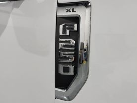 2017 Ford F250 Super Duty Crew Cab - - Image 49