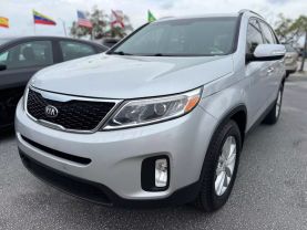 2015 KIA SORENTO SUV 4-CYL, GDI, 2.4 LITER LX SPORT UTILITY 4D