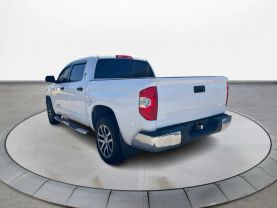 2017 TOYOTA TUNDRA CREWMAX
