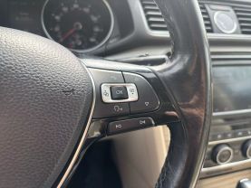 2017 VOLKSWAGEN PASSAT
