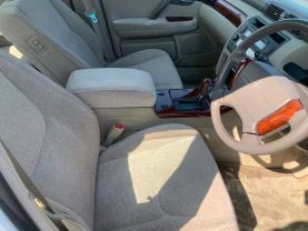 2000 TOYOTA CROWN SEDAN 2JZ-FSE ROYAL SALOON