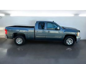 2013 CHEVROLET SILVERADO 1500 EXTENDED CAB PICKUP V8, FLEX FUEL, 4.8 LITER LT PICKUP 4D 6 1/2 FT