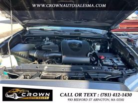 2017 TOYOTA TACOMA DOUBLE CAB PICKUP V6, 3.5 LITER SR5 PICKUP 4D 5 FT