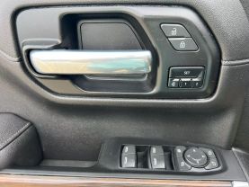 2021 Gmc Sierra 1500 Crew Cab Slt Pickup 4d 5 3/4 Ft - Image 17