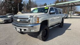 2012 Chevrolet Silverado 1500 Crew Cab Lt Pickup 4d 5 3/4 Ft - Image 8