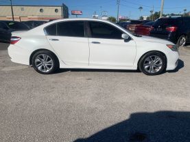 2017 HONDA ACCORD SEDAN 4-CYL, I-VTEC, 2.4 LITER SPORT SE SEDAN 4D